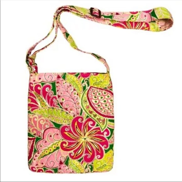 Like New Vera Bradley Crossbody Purse; Pinwheel Pink Pattern - Picture 3 of 8